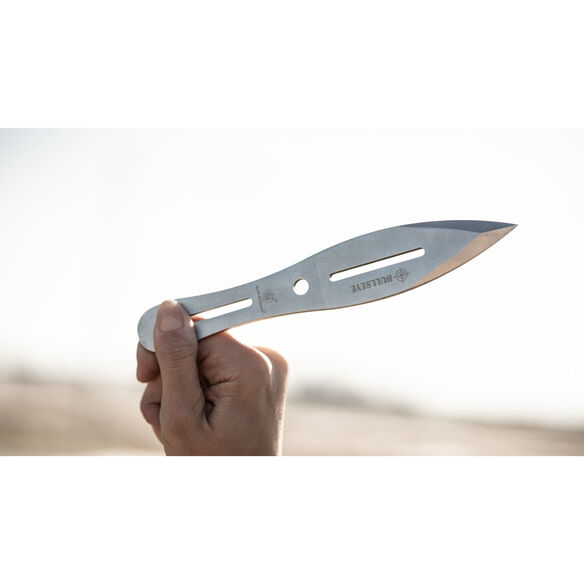 Smith & Wesson&reg; Bullseye&reg; Throwing Combo